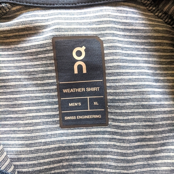 On running Men's XL pull over - Picture 3 of 3